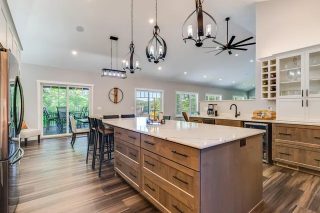 $874,900 | 2568 28 1/4 Street, Birchwood, WI 54817