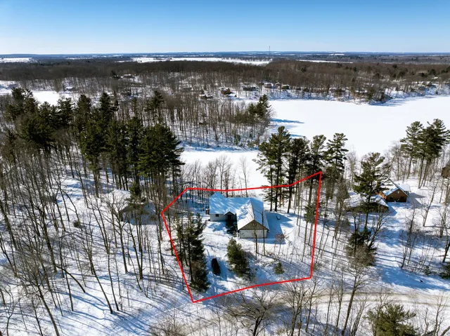 $824,900 | 2568 28 1/4 Street, Cedar Lake, WI 54817