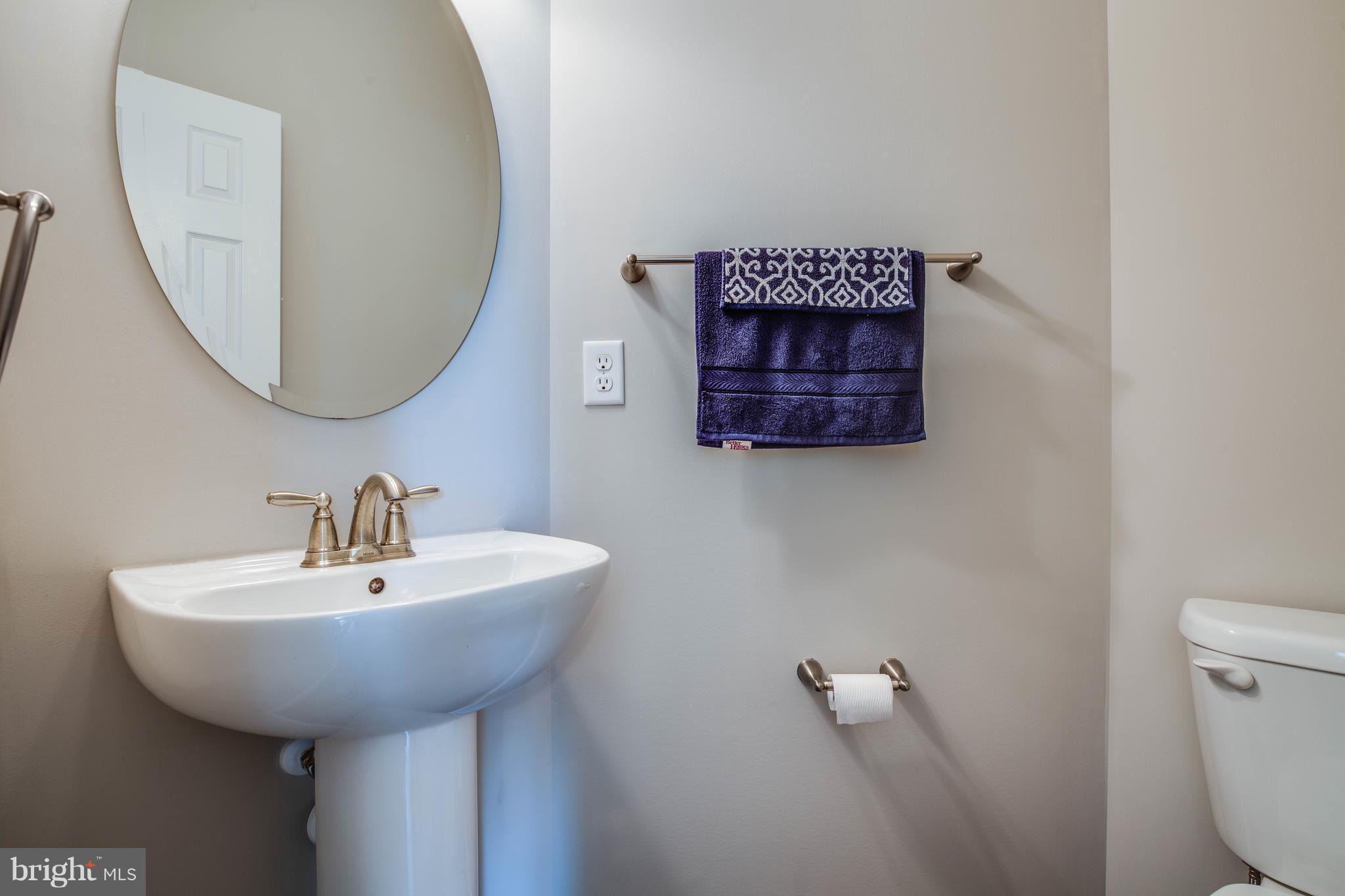 60 Juggins Road Stafford, VA 22556 - Photo 13 of 28 Half bath(main level)