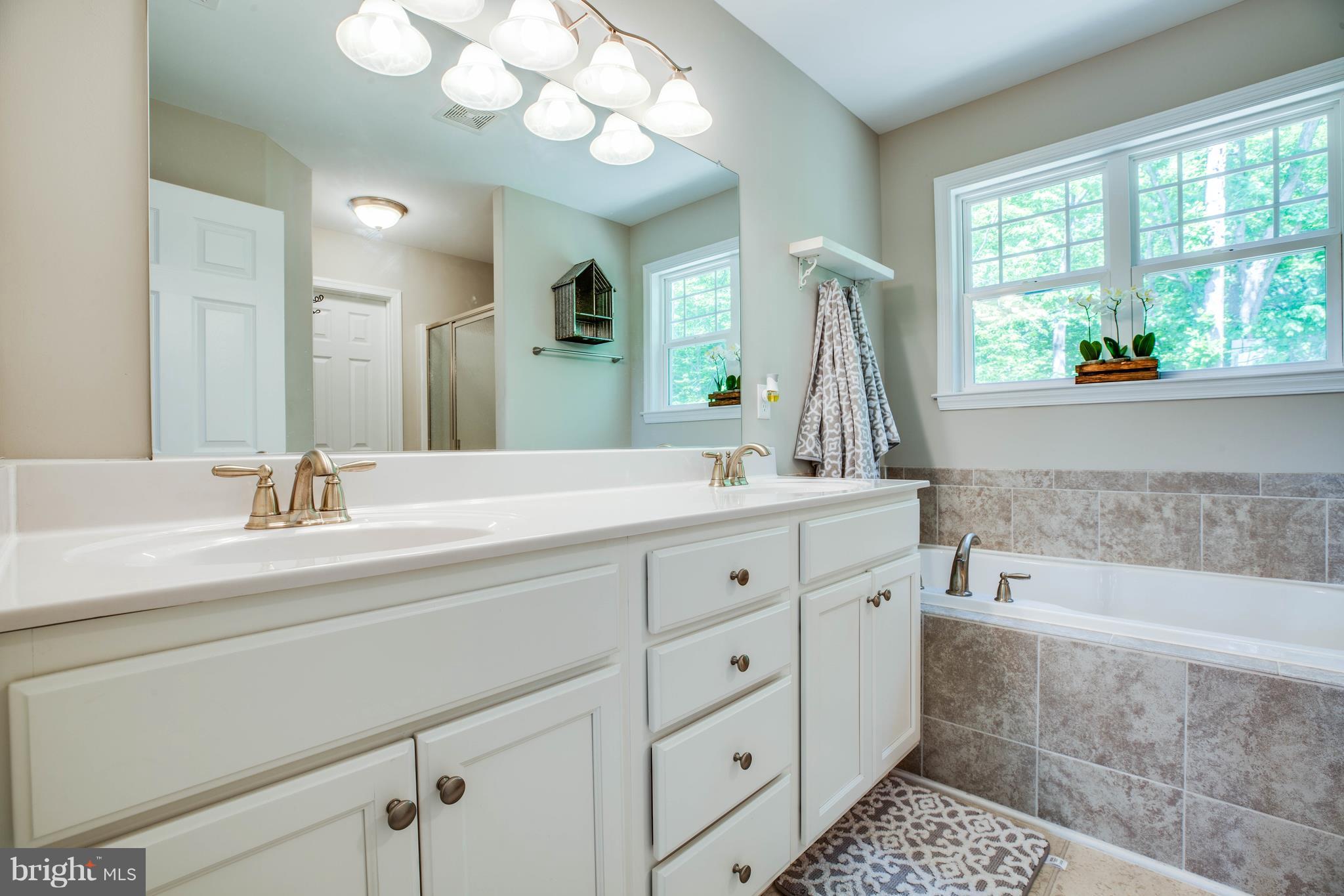 60 Juggins Road Stafford, VA 22556 - Photo 22 of 28 Bath (Master)