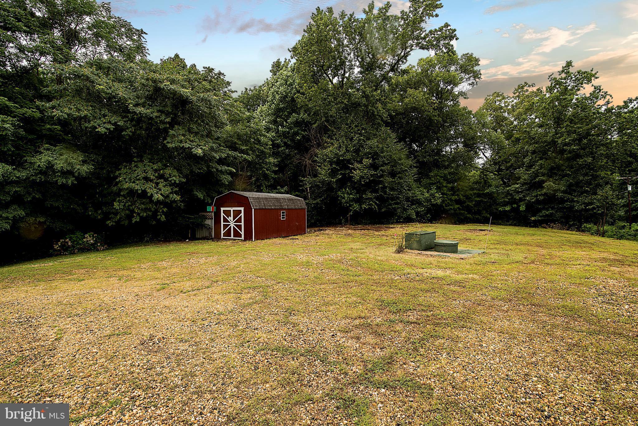 8320 Lambs Creek Church Road King George, VA 22485 - Photo 20 of 29 Shed)
