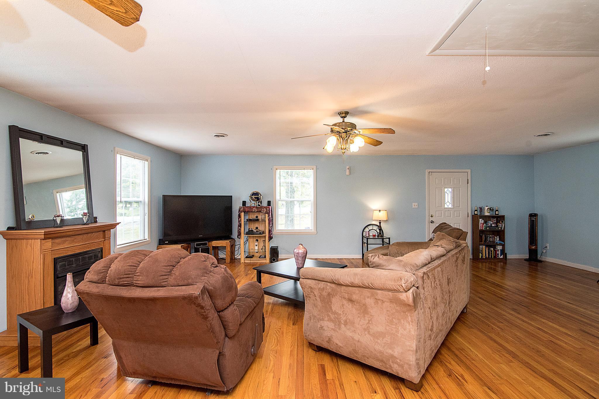 8320 Lambs Creek Church Road King George, VA 22485 - Photo 6 of 29 Family Room
