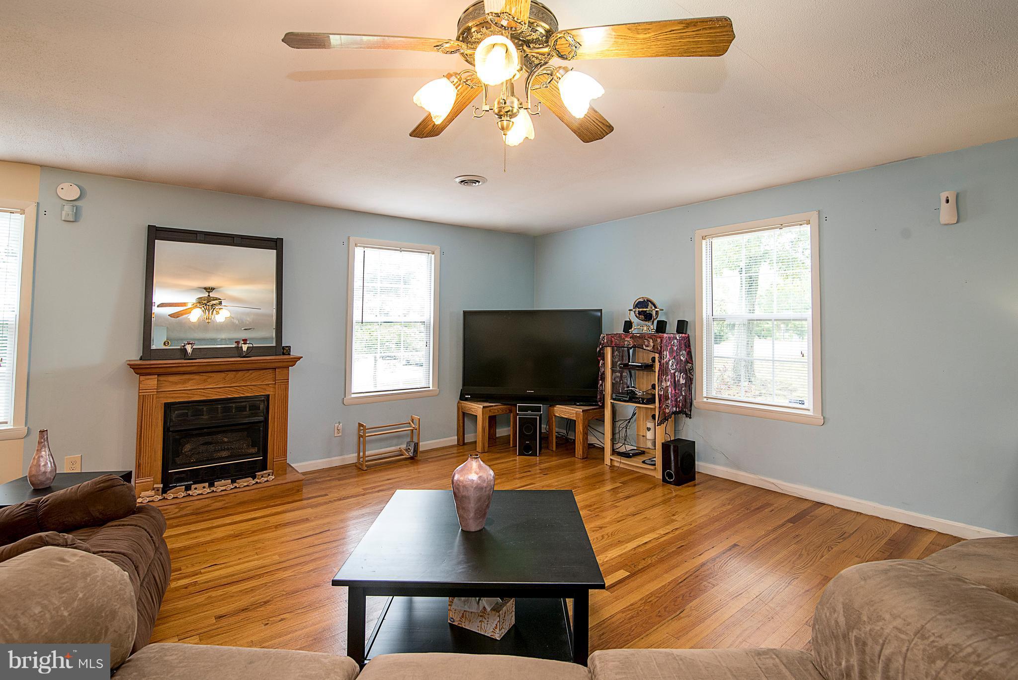 8320 Lambs Creek Church Road King George, VA 22485 - Photo 9 of 29 Family Room