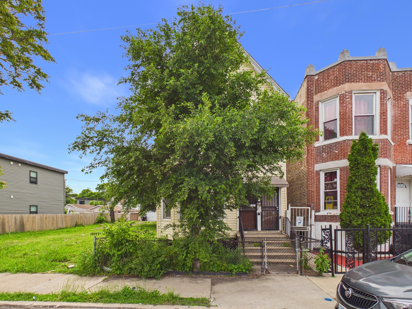 4734 South Racine Avenue Chicago, IL 60609 - Photo 2 of 32
