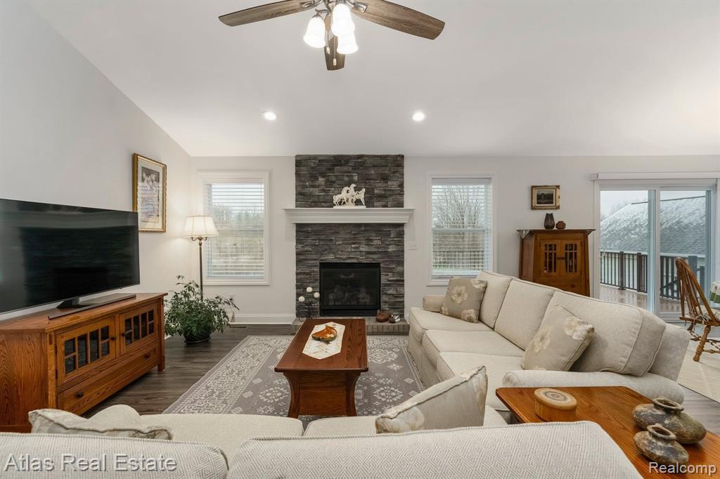 5053 Hidden Ridge Road Metamora, MI 48455 - Photo 16 of 43