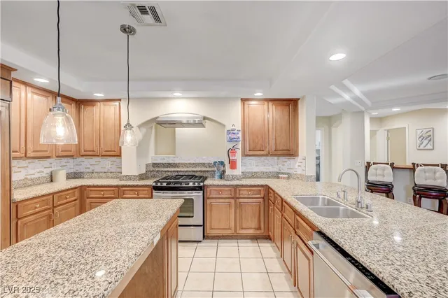 $5,200 | 8405 Moondance Cellars Court, Las Vegas, NV 89139