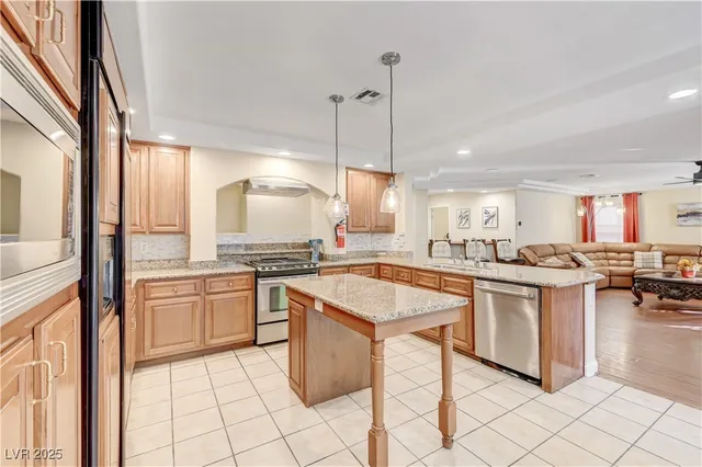 $5,200 | 8405 Moondance Cellars Court, Las Vegas, NV 89139