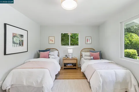 $1,695,000 | 263 Tharp Drive, Moraga, CA 94556