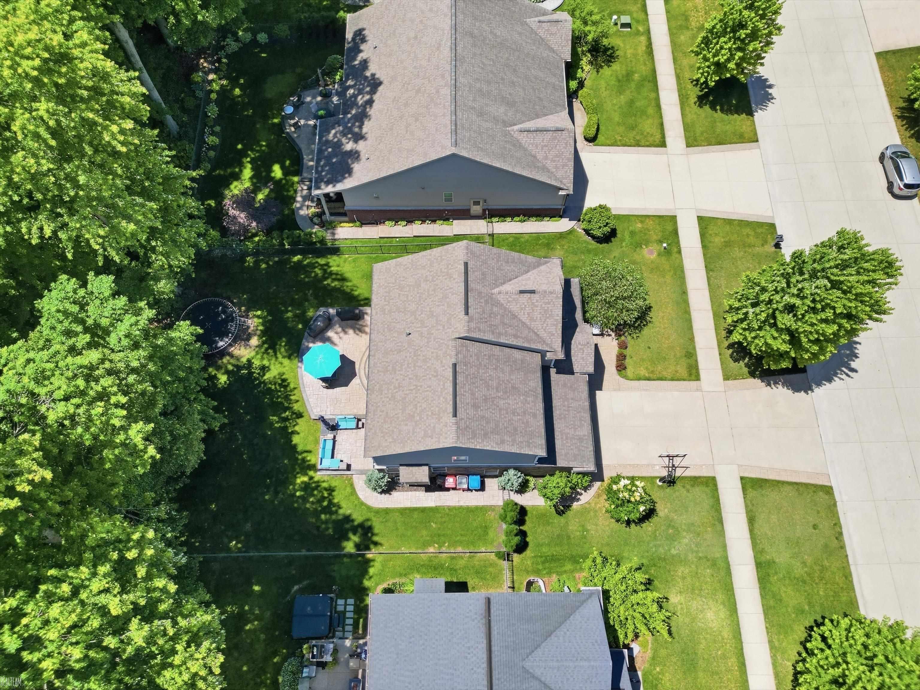 22326 Homestead Drive Macomb, MI 48044 - Photo 74 of 75
