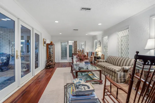 $659,900 | 305 Wayne Avenue, Lubbock, TX 79416