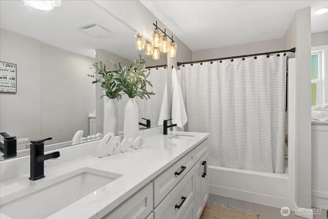 $860,000 | 1839 North Wellington Drive, Oak Harbor, WA 98277