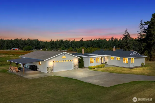 $860,000 | 1839 North Wellington Drive, Oak Harbor, WA 98277