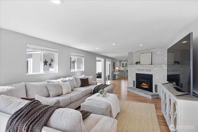 $860,000 | 1839 North Wellington Drive, Oak Harbor, WA 98277