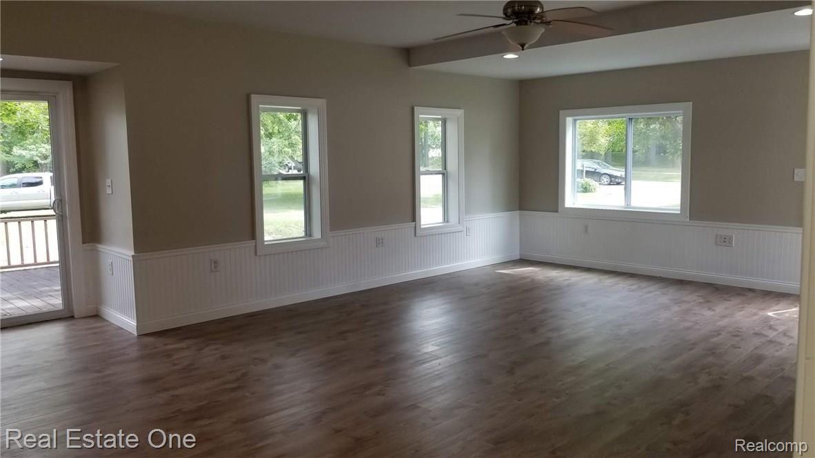 803 Orion Road Lake Orion, MI 48362 - Photo 10 of 24 20180621_155311.jpg