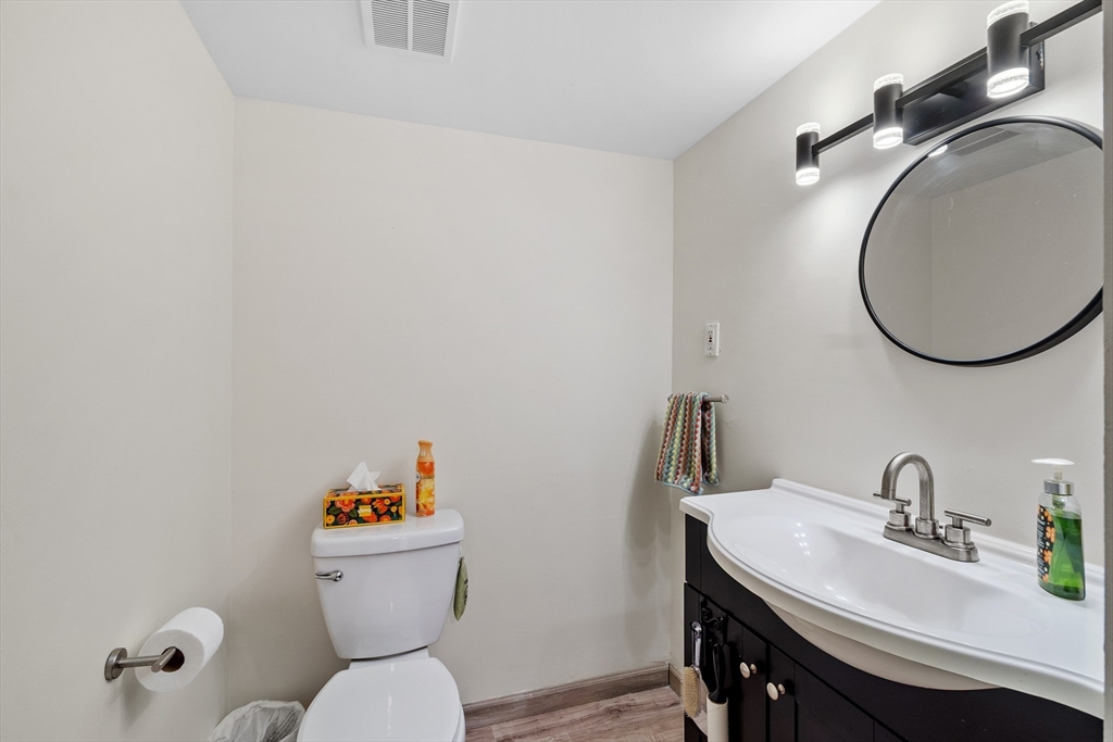 98 Northridge Road, Unit 98 Beverly, MA 01915 - Photo 12 of 38