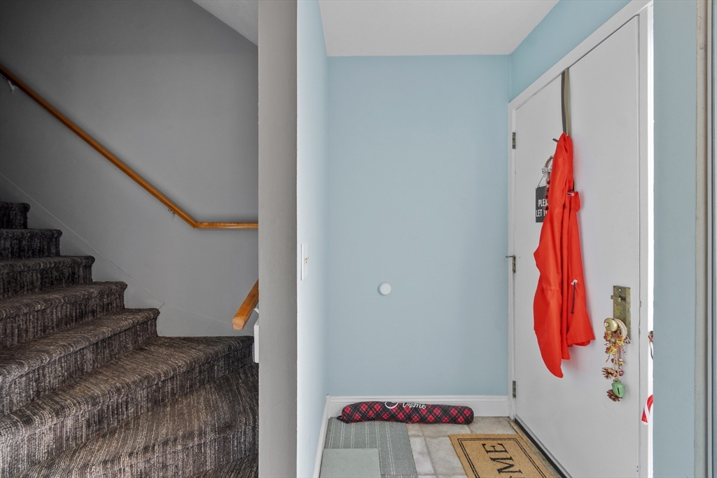 98 Northridge Road, Unit 98 Beverly, MA 01915 - Photo 16 of 38