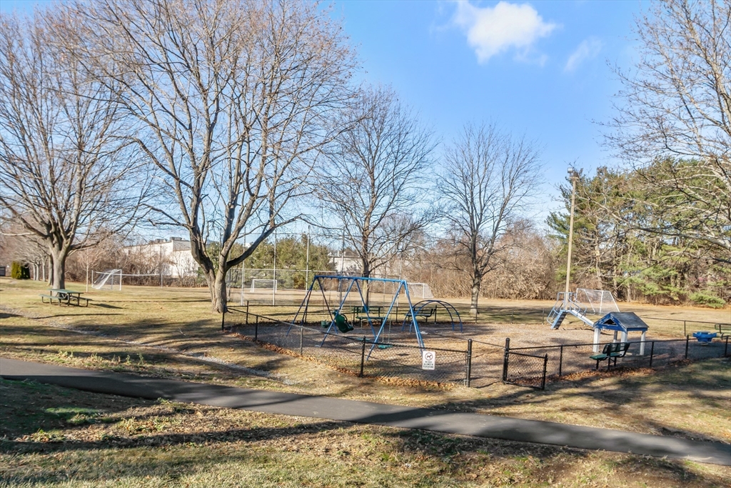 98 Northridge Road, Unit 98 Beverly, MA 01915 - Photo 34 of 38