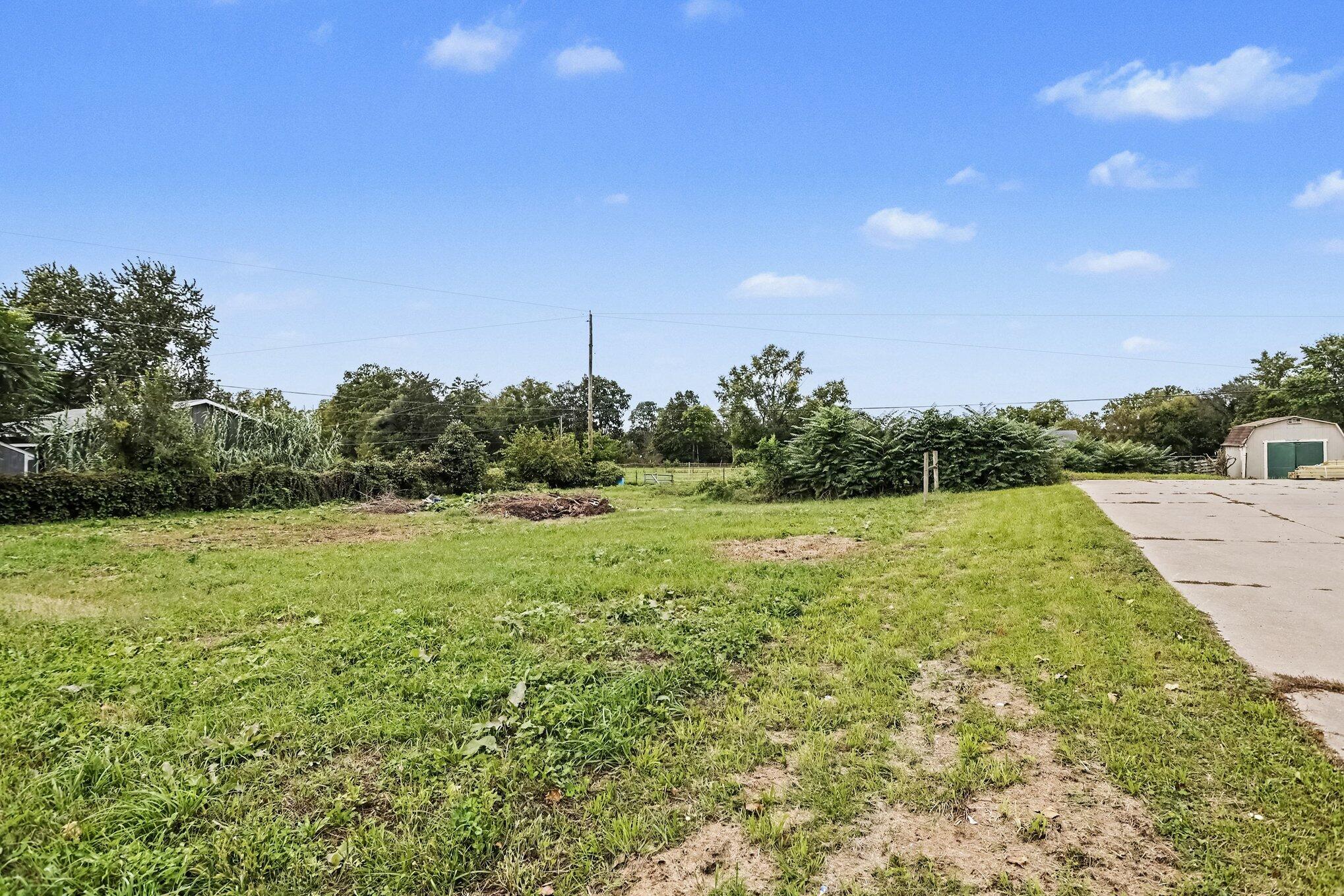 2415 Burton Road Niles, MI 49120 - Photo 36 of 36 036_file_6021