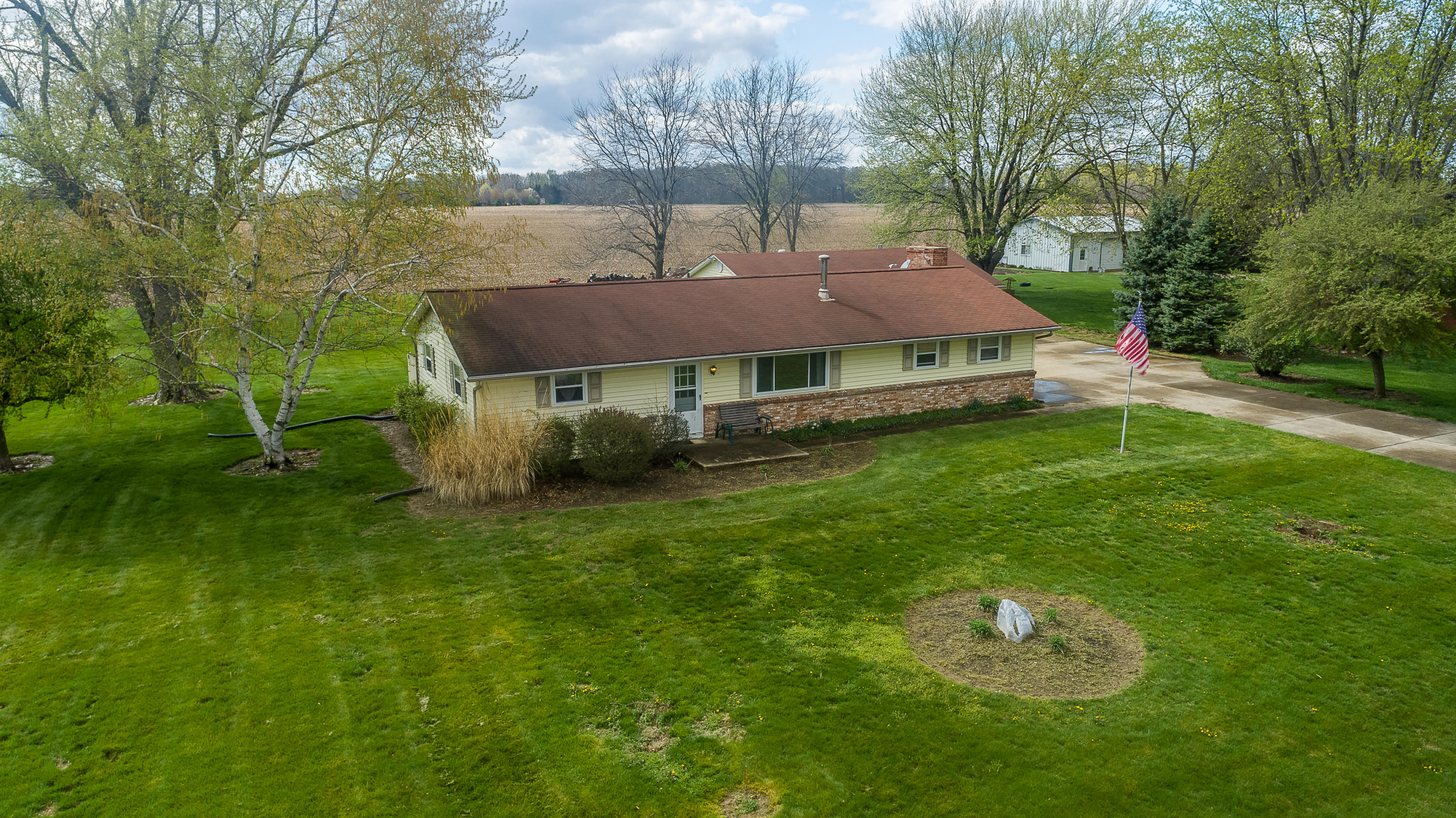 7832 South Range Line Road Englewood, OH 45322 - Photo 3 of 24