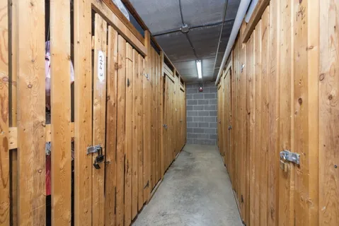 $220,000 | 483 North Larch Avenue, Unit 204W, Elmhurst, IL 60126