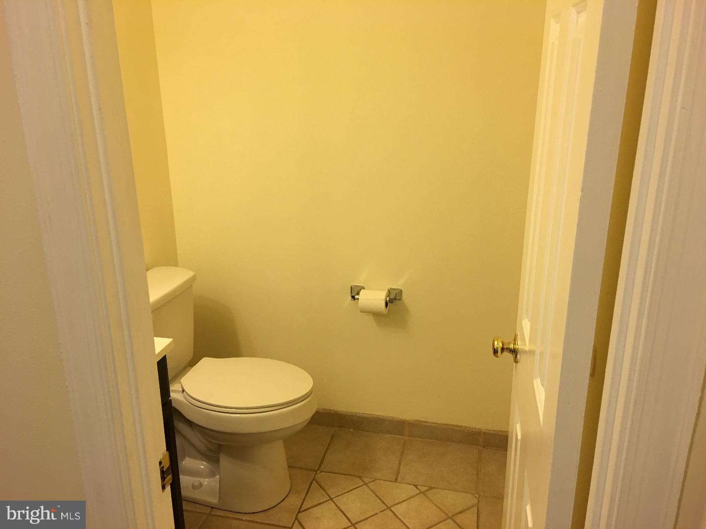 85 South Timber Road Southampton, PA 18966 - Photo 12 of 25 Bathroom
