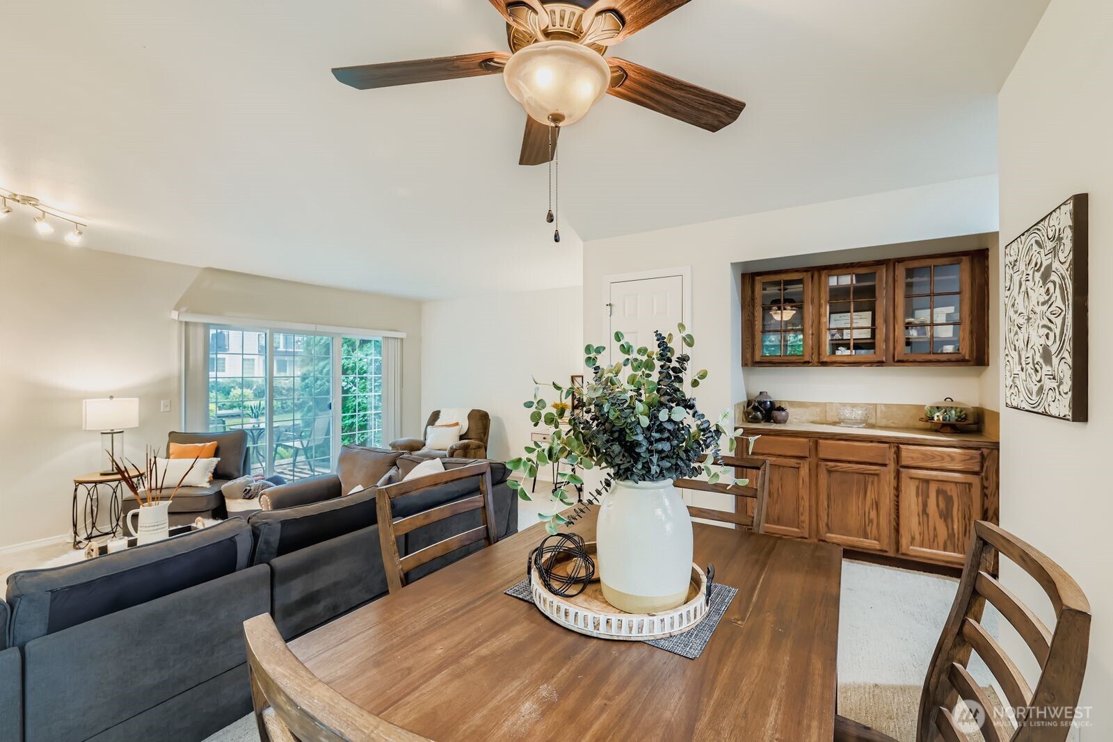 11626 Admiralty Way, Unit A Everett, WA 98204 - Photo 5 of 15