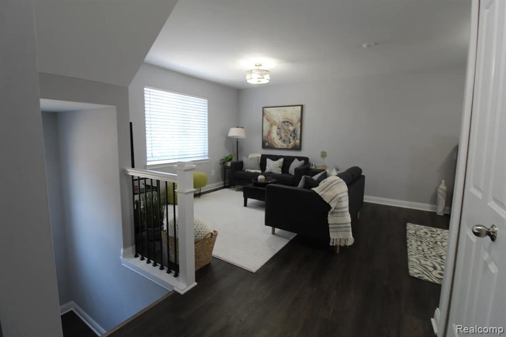 29451-29515 Hoover Road Warren, MI 48093 - Photo 7 of 19