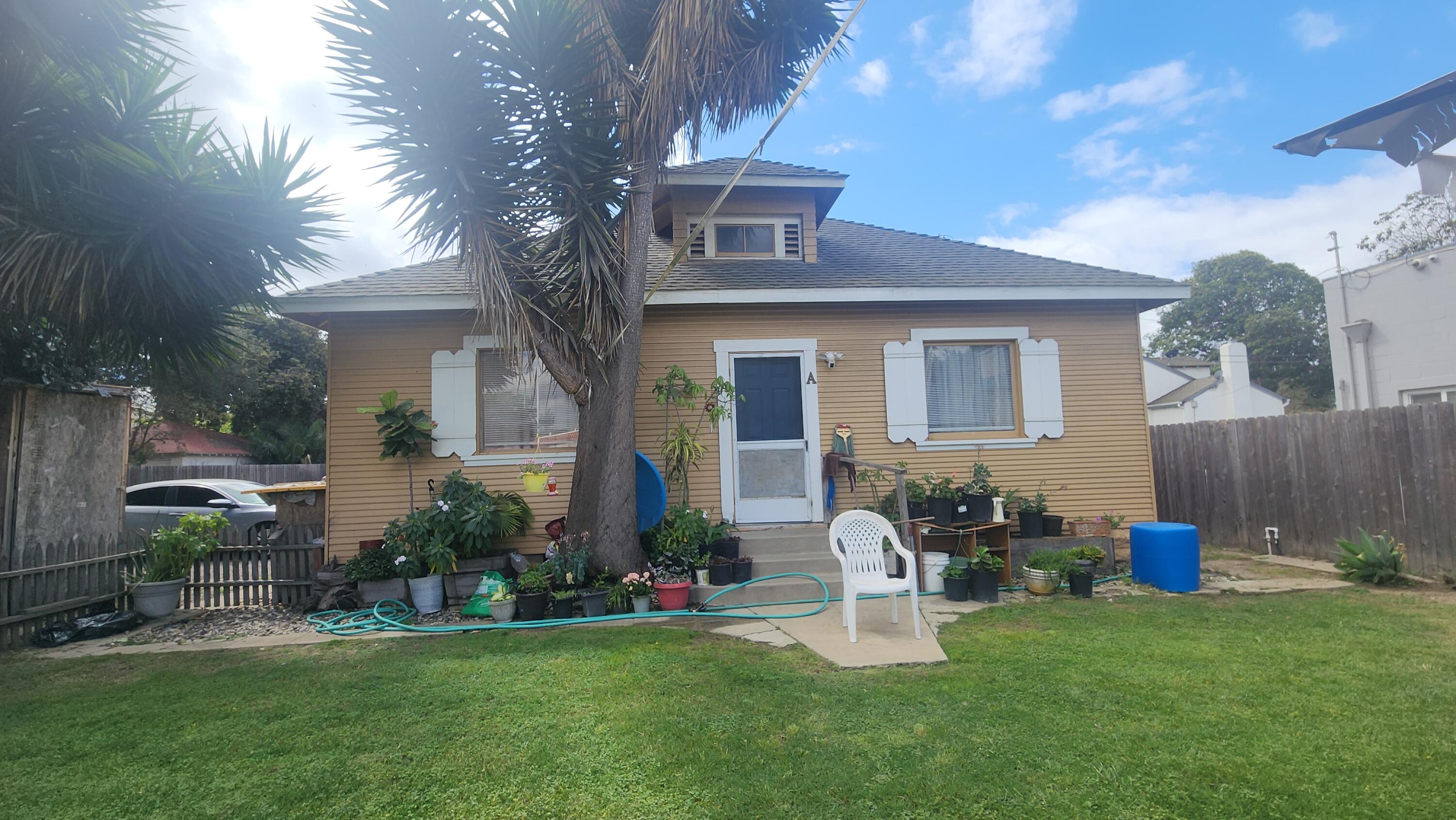 806 East Main Street Santa Maria, CA 93454 - Photo 27 of 29 a front view of house with a garden and patio