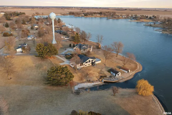 $634,900 | 140 Palemino Drive, Avon, IL 61415