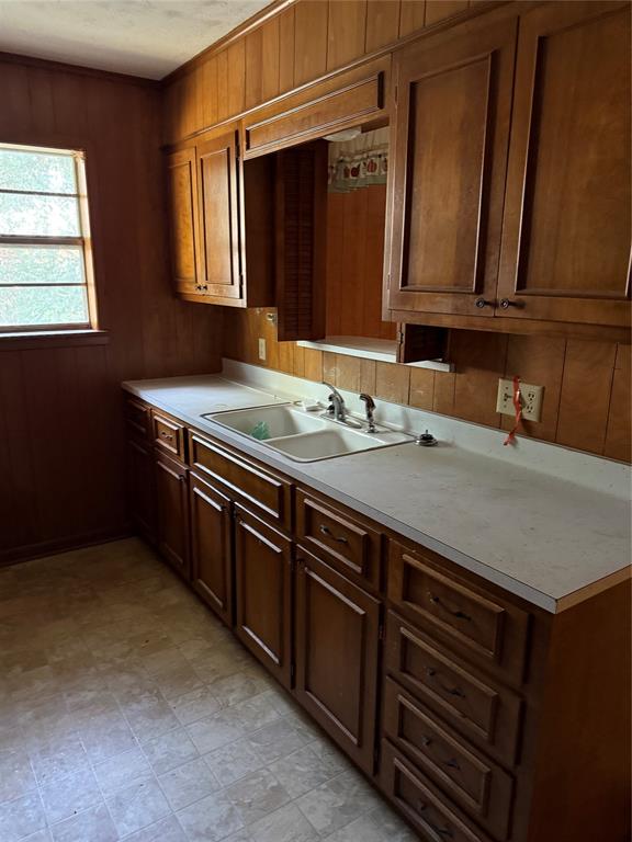 2995 Carson Lane Paris, TX 75460 - Photo 4 of 10 a bathroom with a sink and a mirror
