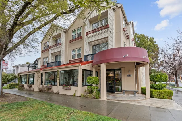 $539,000 | 2025 S Street, Unit 204, Sacramento, CA 95811