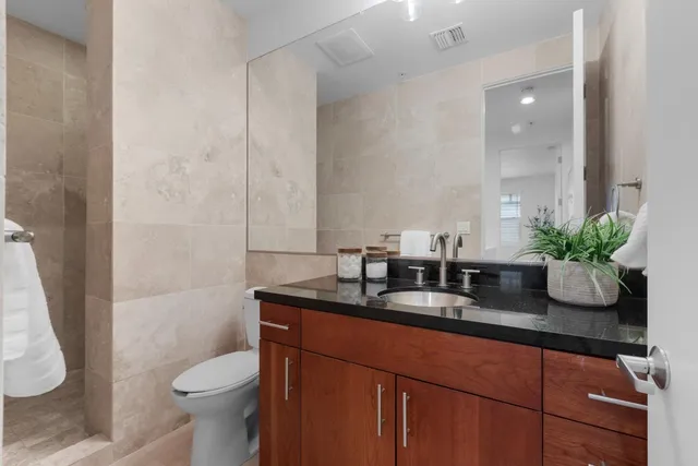 $539,000 | 2025 S Street, Unit 204, Sacramento, CA 95811