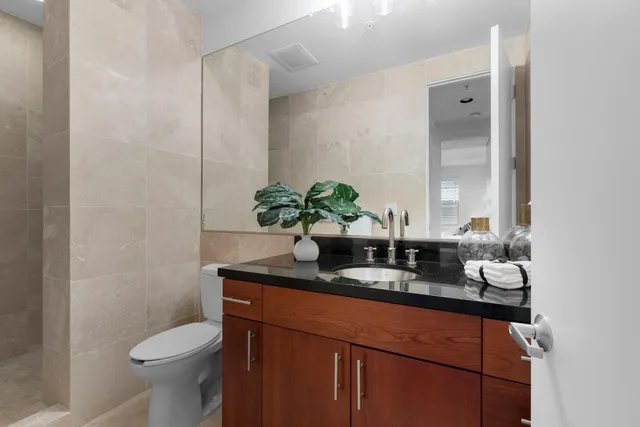 $539,000 | 2025 S Street, Unit 204, Sacramento, CA 95811