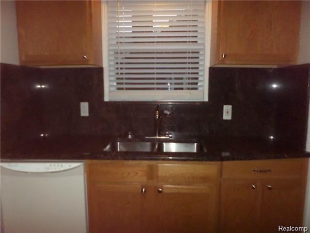 1573 Harvard Road Berkley, MI 48072 - Photo 5 of 21 GetMedia-4.ashx