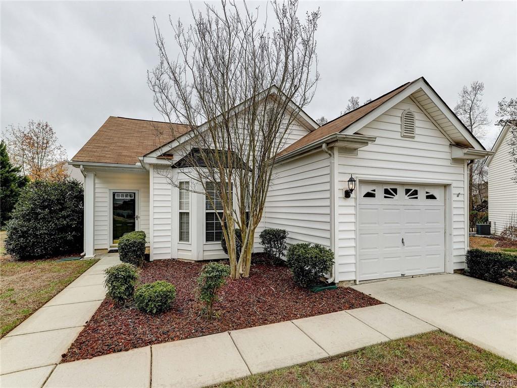 2539 Fossil Stone Lane Fort Mill, SC 29708 - Photo 2 of 37