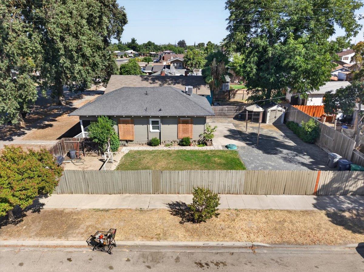 1407 E Street Reedley, CA 93654 - Photo 28 of 32