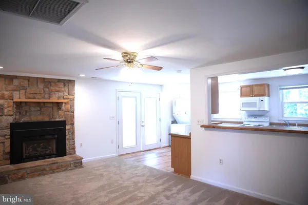 $1,600 | 1967 Mountain View Road, Unit B, Stafford, VA 22556