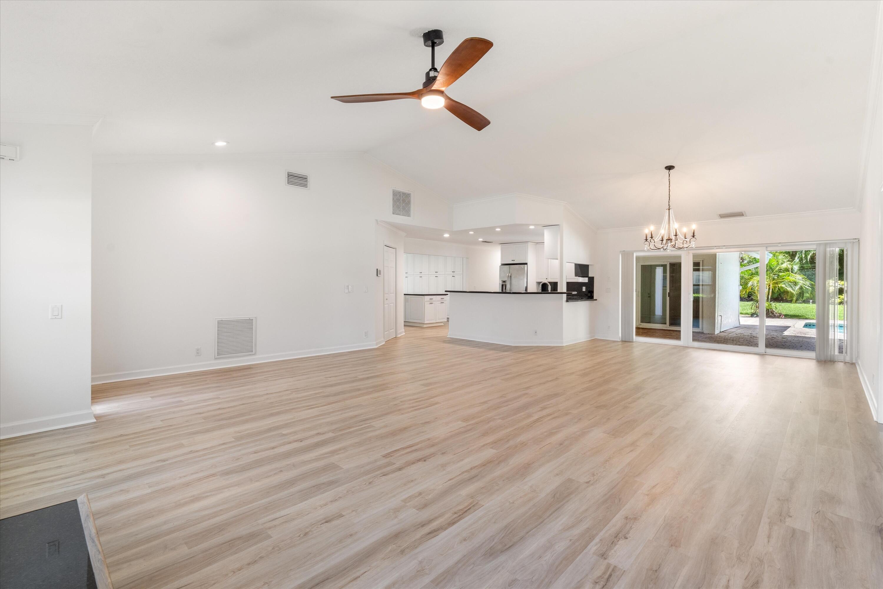 1375 Northwest 16th Street Boca Raton, FL 33486 - Photo 9 of 25 04-1375 NW 16th Street Boca Raton, FL-10