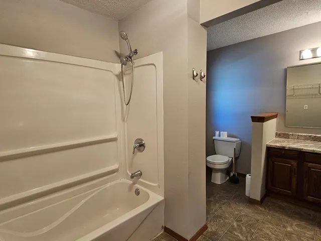 $179,000 | 601 Mechanic Street, Edgerton, MN 56128