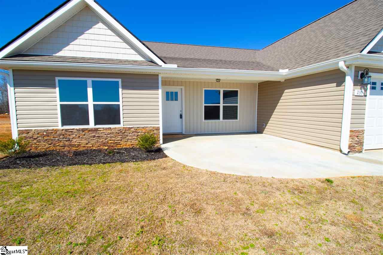 235 Gala Lane Inman, SC 29349 - Photo 2 of 30