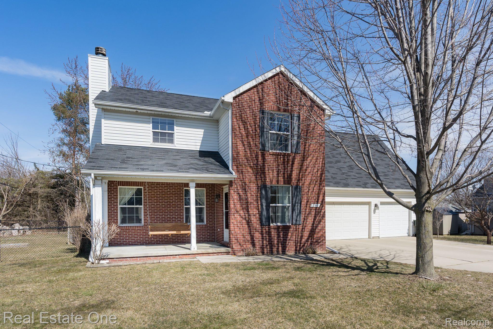 390 Shadywood Road Rochester, MI 48307 - Photo 1 of 38 Gallery Image 1