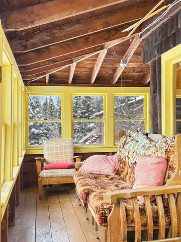 $329,400 | 19 Gray Road, Pittsburg, NH 03592