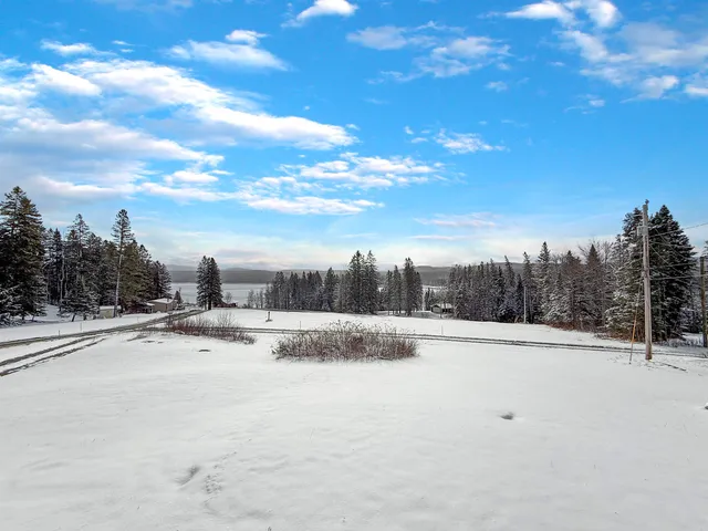 $329,400 | 19 Gray Road, Pittsburg, NH 03592