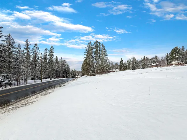 $329,400 | 19 Gray Road, Pittsburg, NH 03592