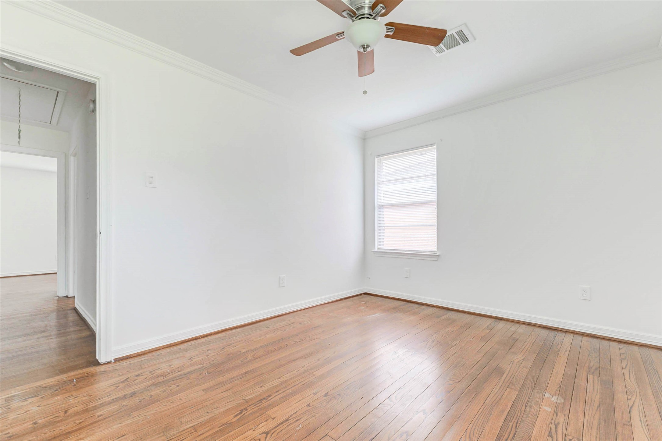 230 Bizerte Street Houston, TX 77022 - Photo 23 of 34