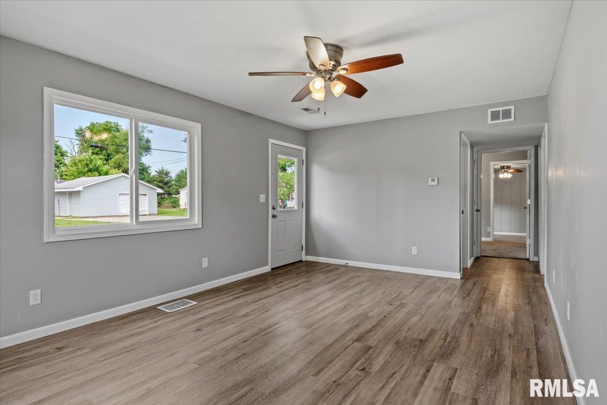 2201 East Converse Street Springfield, IL 62702 - Photo 6 of 28