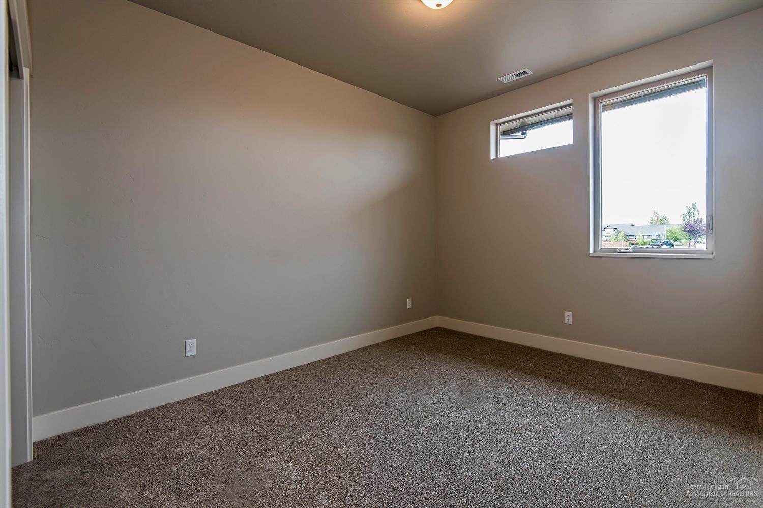 720 Northwest Rimrock Drive Redmond, OR 97756 - Photo 19 of 25 Additional Photo