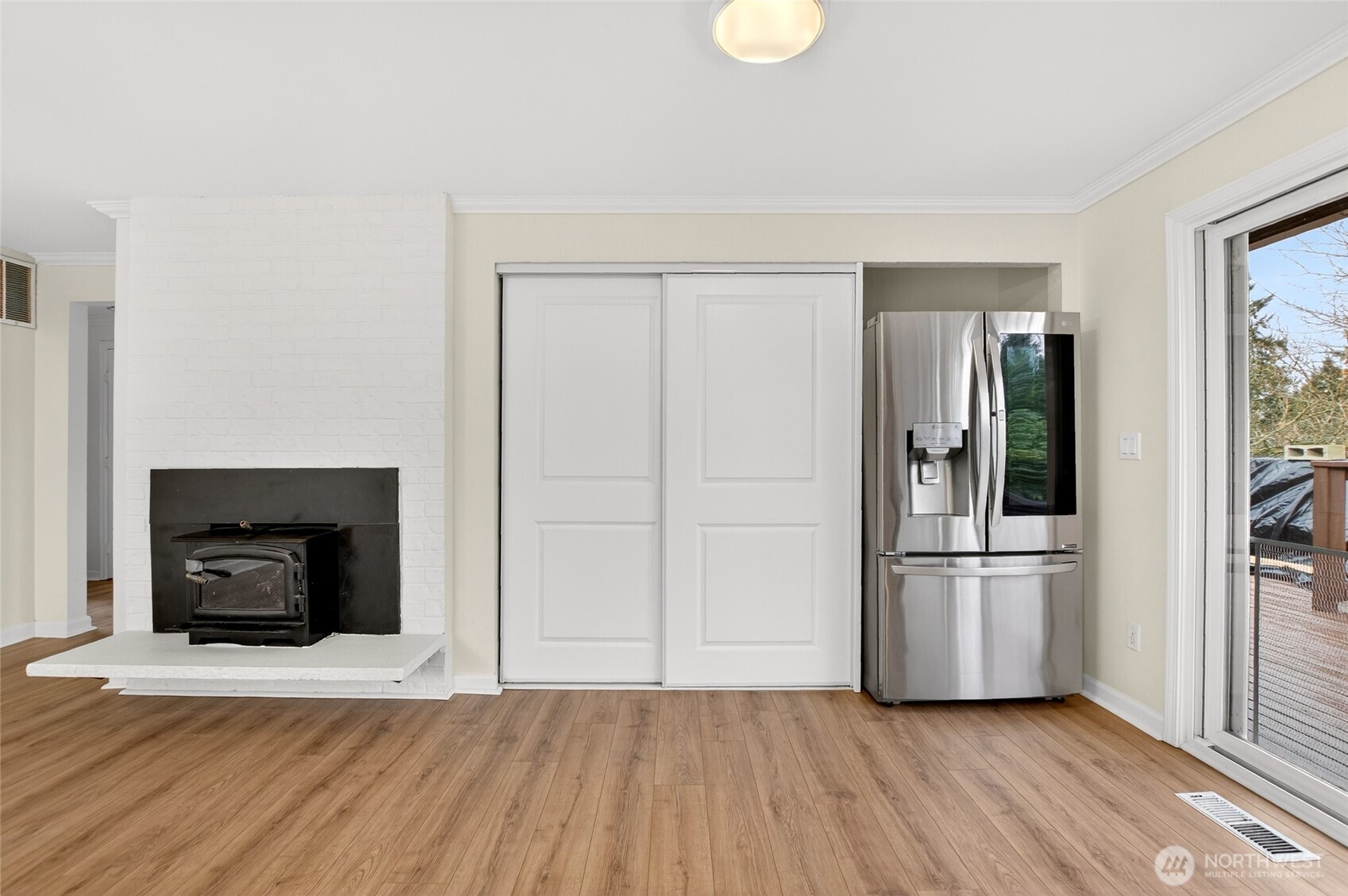 531 221st Street Southwest Bothell, WA 98021 - Photo 10 of 37