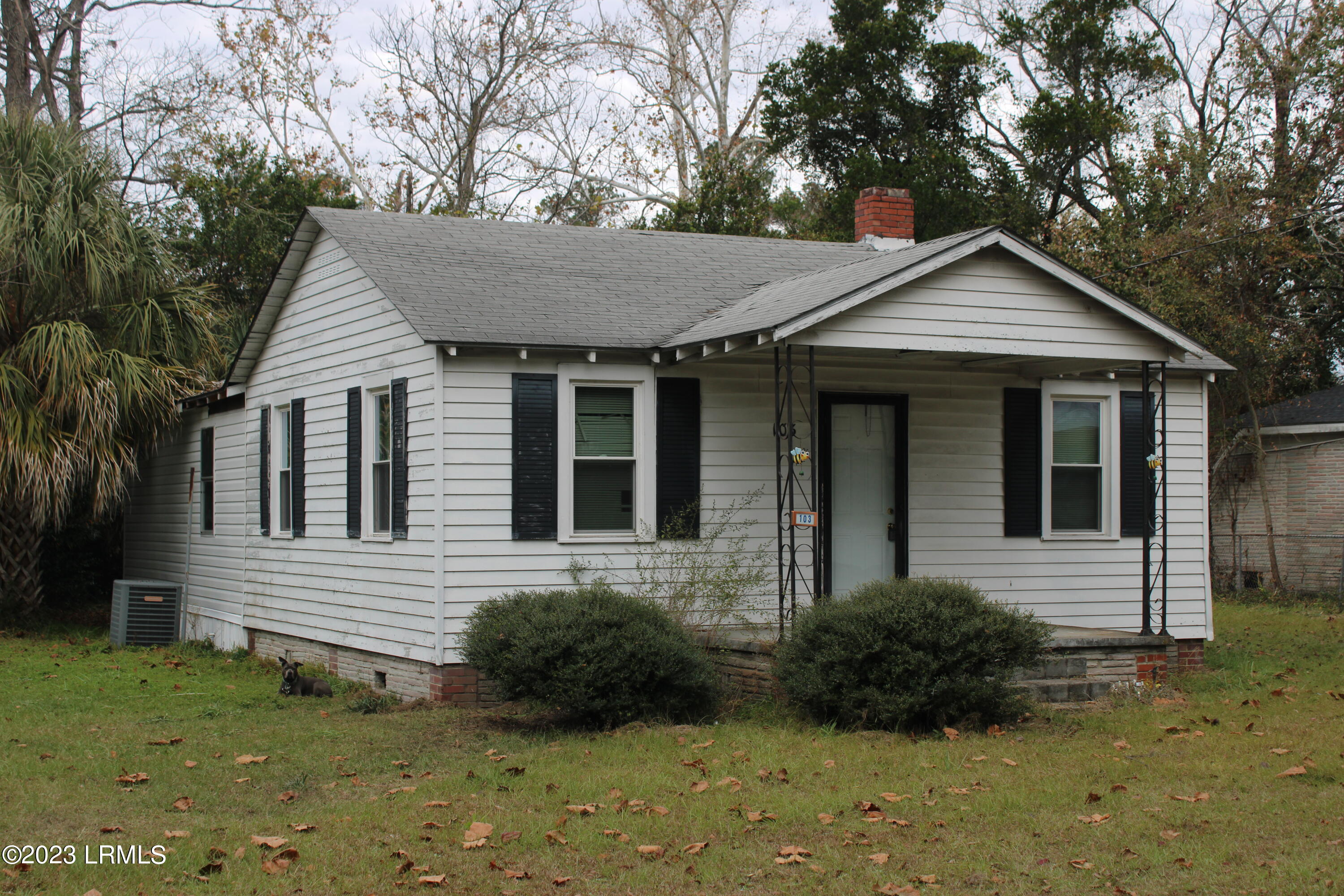 103 Freeman Street Hampton, SC 29924 - Photo 1 of 13 IMG_1468