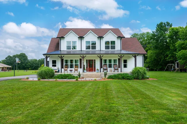 $699,900 | 1675 Walnut Hill Road, Lebanon, TN 37090